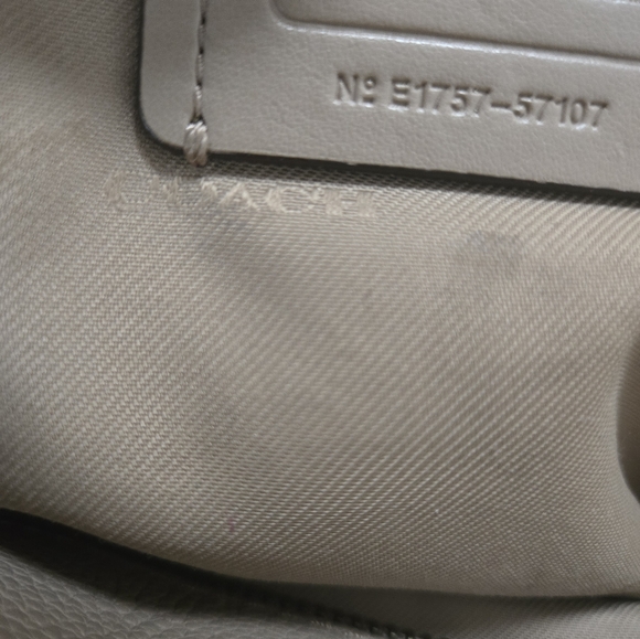 Coach 57107 Turnlock Chain tote - Picture 10 of 10